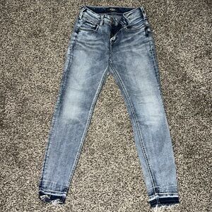 Silver Jeans Women's Light Blue Skinny Jeans Size 25/27L